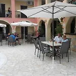 Apartahotel Annaliza Ipsos