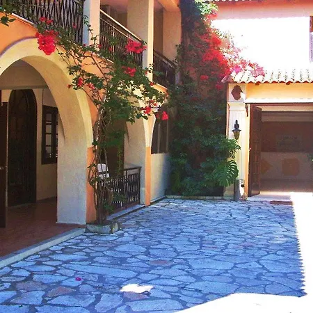 Ξενοδοχείο με διαμερίσματα άνναλιζα Ύψος