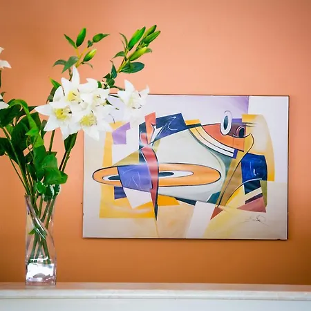 Annaliza 3* 입소스