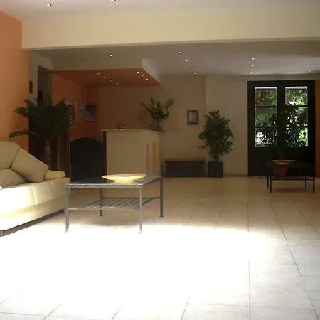 Aparthotel Annaliza 3*