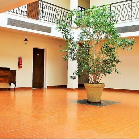 Aparthotel Annaliza 3*